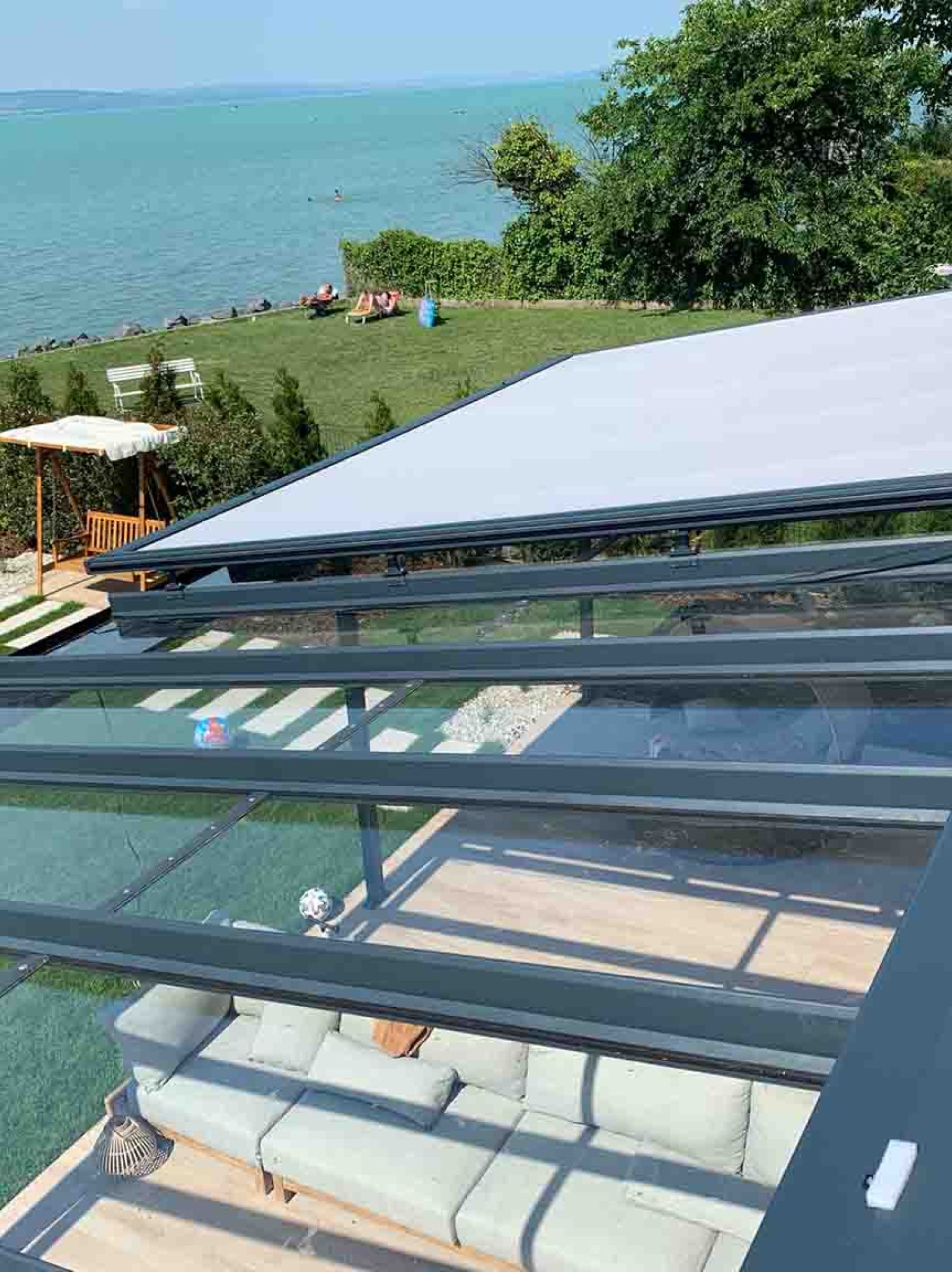 aluszerkeztes üvegtetö